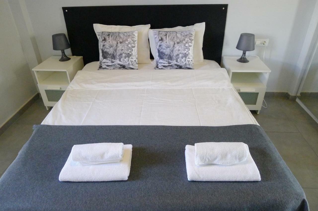 Apartamento Cala Balmins Sea View Sitges Exterior foto